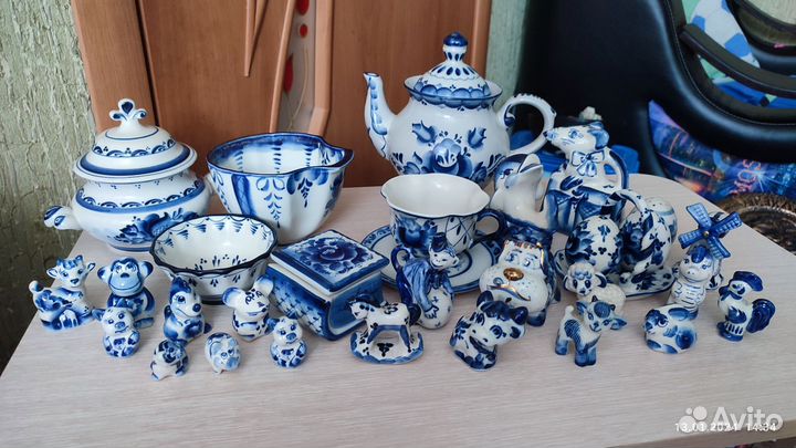 Старая гжель