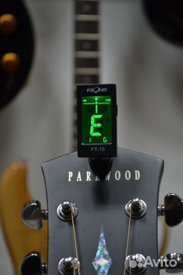 Тюнер (электронный помощник настройки гитары)