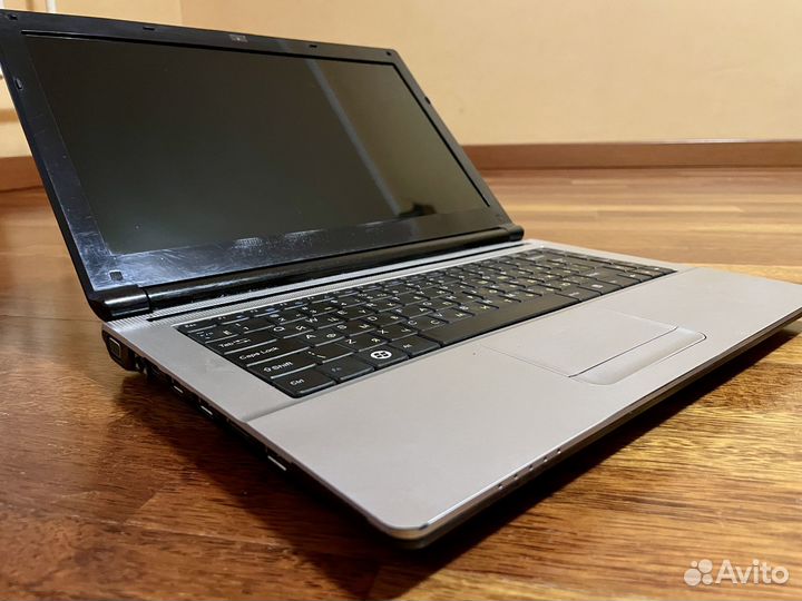 Ноутбук ICL raybook si142