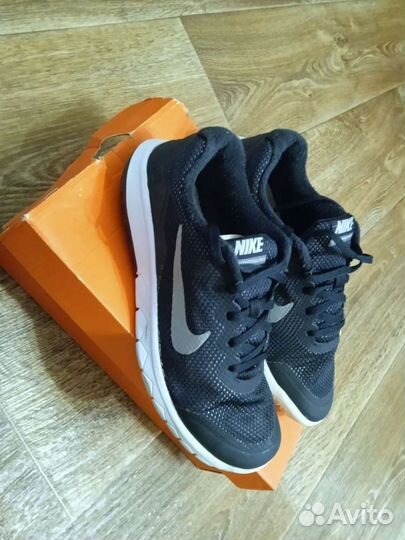 Кроссовки nike оригинал