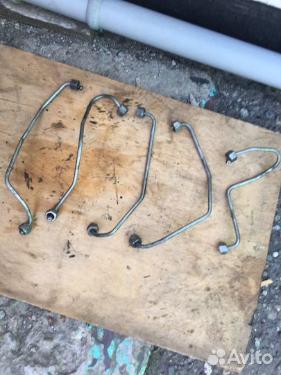 Топливные трубки на Ауди-А6 С4 2.5 TDI