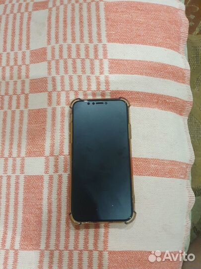 iPhone X, 256 ГБ