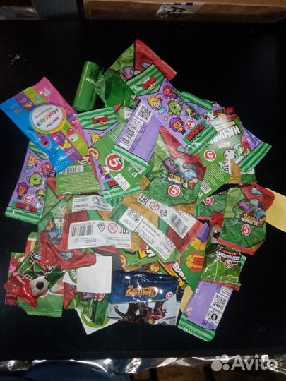 Куча игрушек из Пятерочки