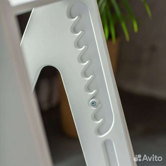 Столик для ноутбука