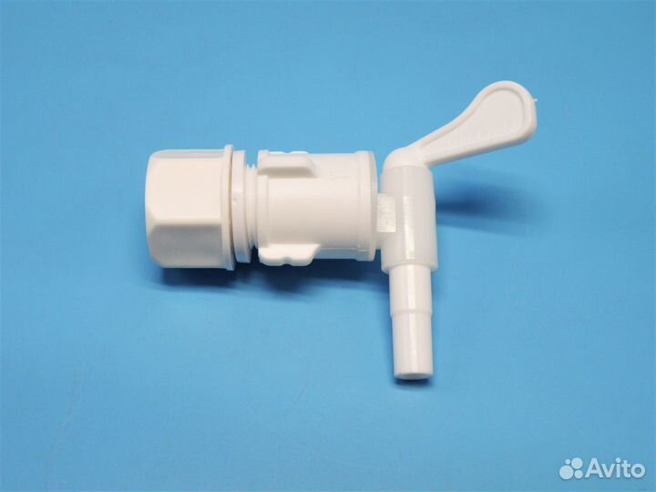 Кран для бродильных емкостей с дрожжеуловителем