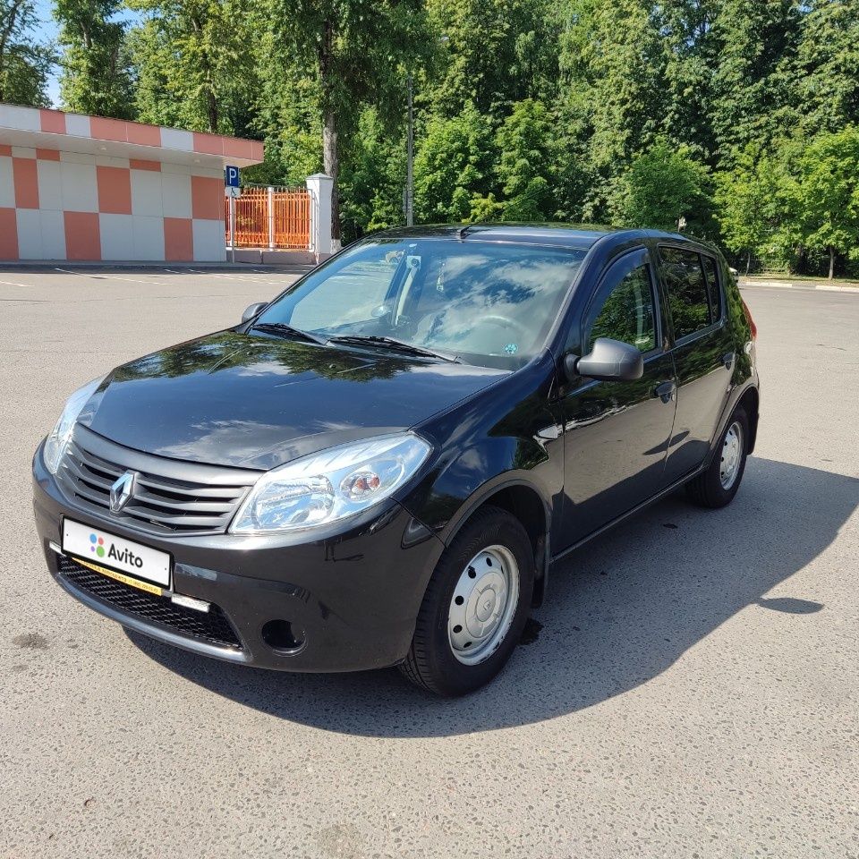 Renault Sandero: фото владельца