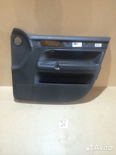 Обшивки дверей Volkswagen Touareg