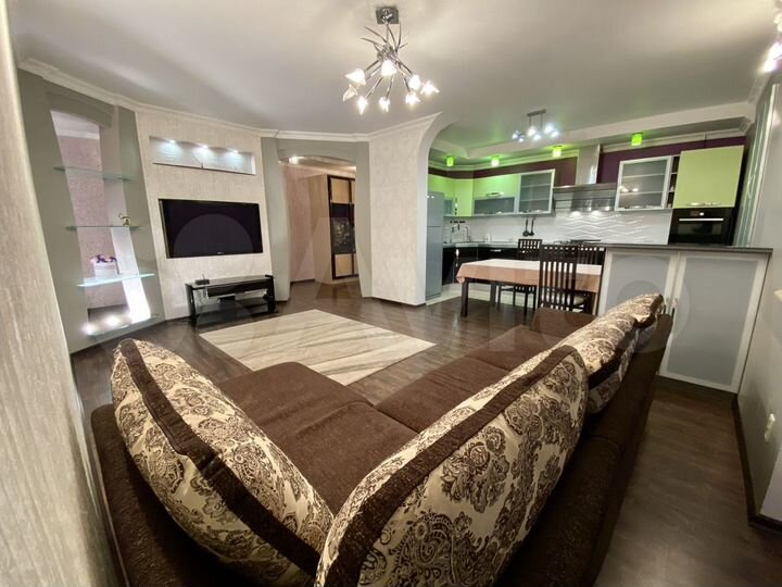 3-к. квартира, 87 м², 2/10 эт.