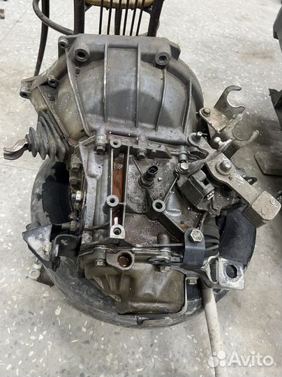 Коробка на приору