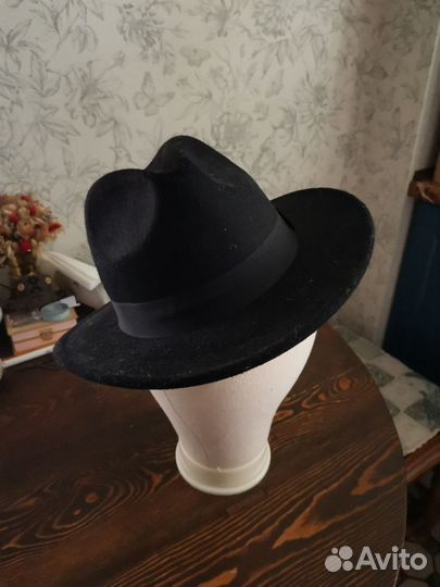 Шляпа фетровая