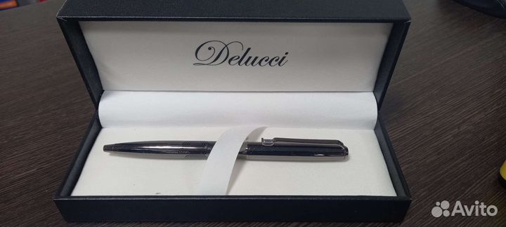 Ручка шариковая Delucci