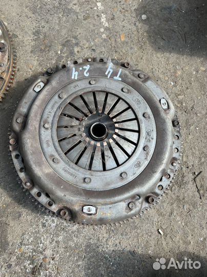 Маховик Volkswagen Transporter T4 2.4