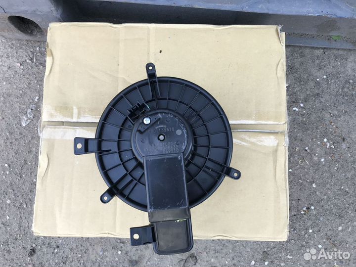 Моторчик печки Dodge Challenger 09-14