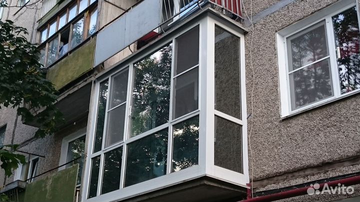 Остекление и отделка балконов