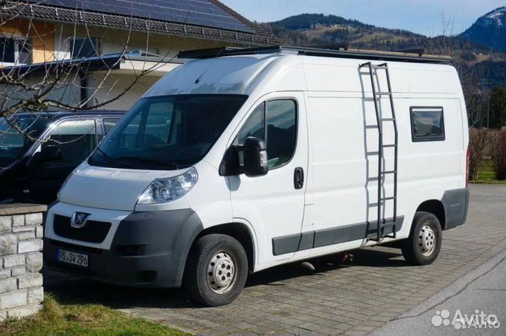 Молдинг двери передний правый Peugeot Boxer 250