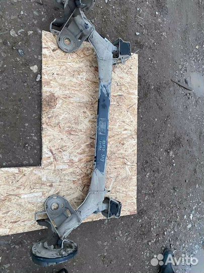 Задняя балка Skoda Rapid / Polo