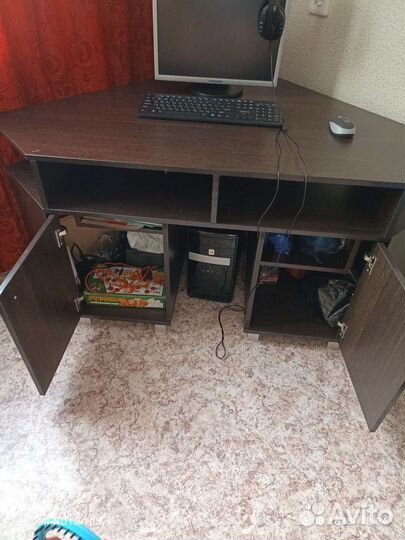 Тумба под тв.компьютер угловая