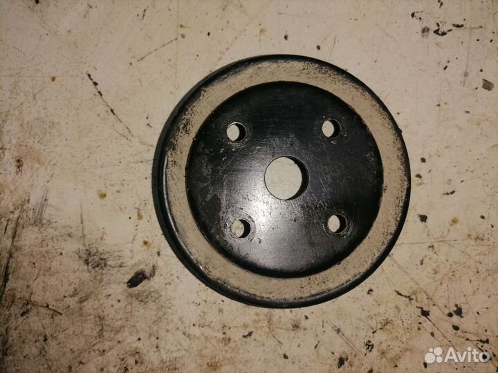 Шкив помпы Nissan CD20T