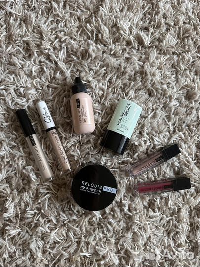 Косметика пакетом новая