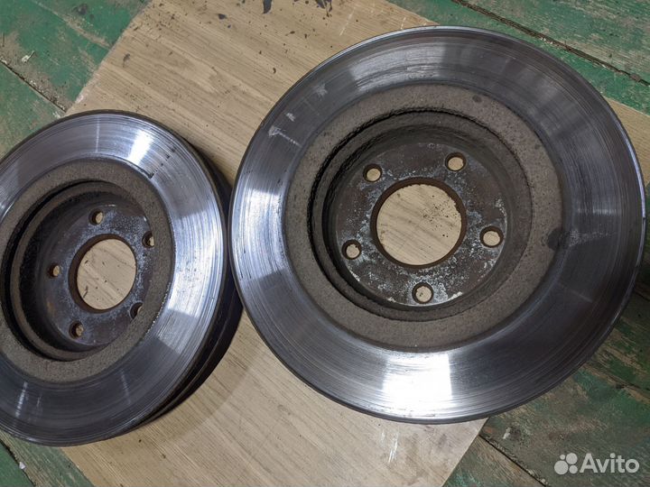 Диски тормозные передние Qashqai J10 (2006-2014)