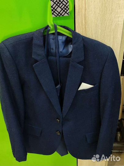 Костюм школьный