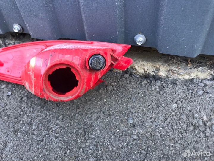 Фонарь противотуманный задний левый Hyundai Ix35