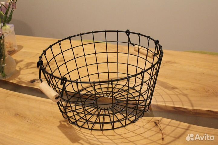 Корзинки IKEA (металлические и плетёная)