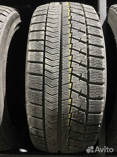 Bridgestone Blizzak VRX 225/40 R18 88S