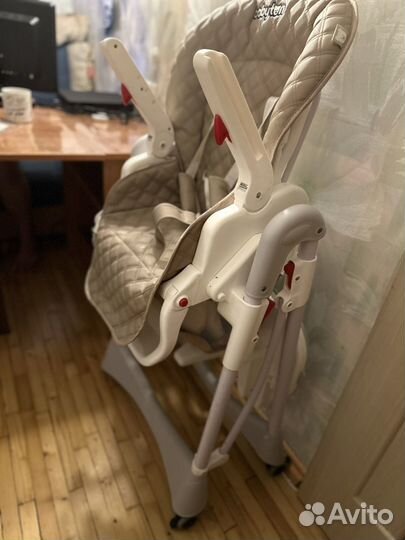 Стул для кормления babyton