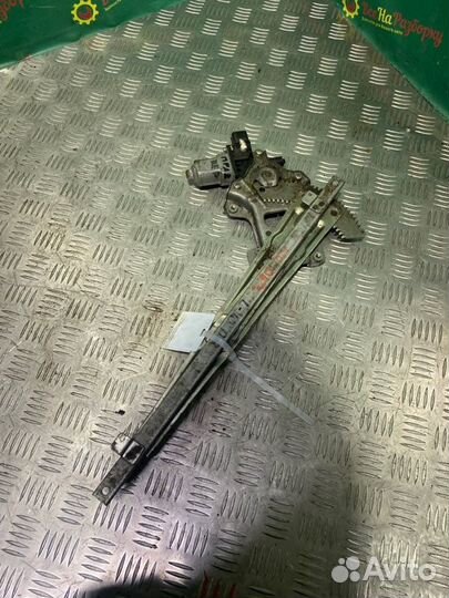 Стеклоподъемник передней правой двери Mitsubishi