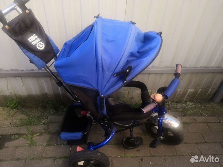 Трехколесный детский велосипед с ручкой бу