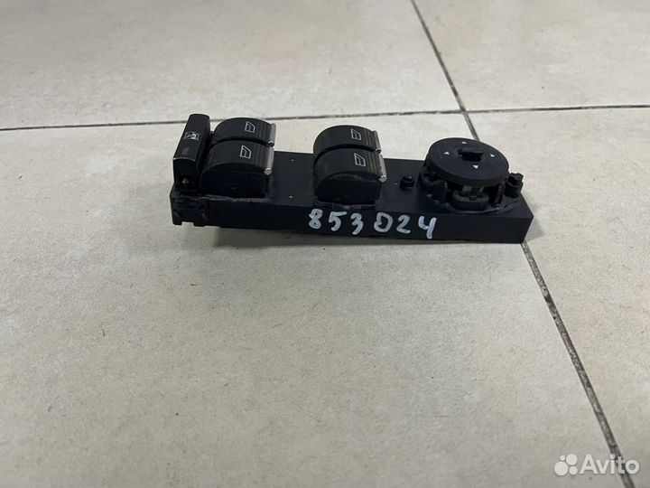 Блок управления стеклоподъемниками Ford Focus 2 DB 2008-2011