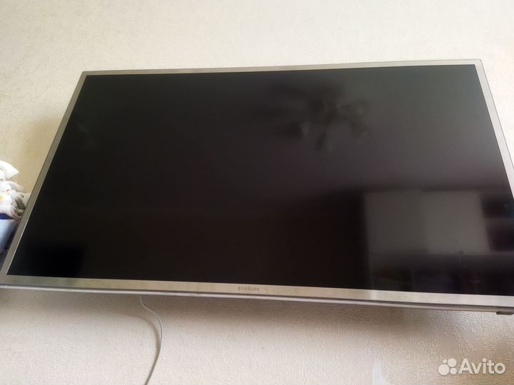 Телевизор LED Samsung UE40F6200 101см