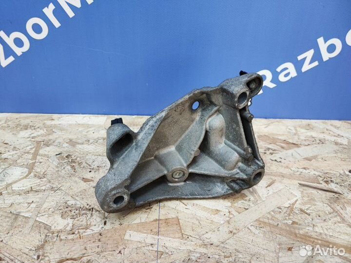 Опора кпп Renault Kaptur