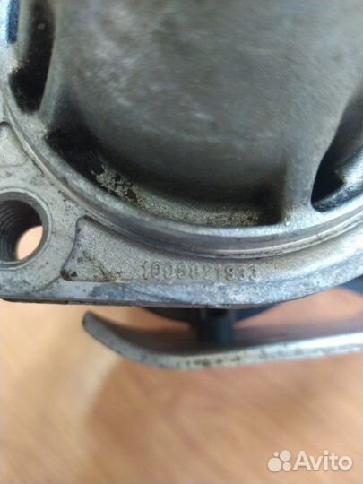 Стартер Volkswagen Passat B5 седан 1.8 T 1998