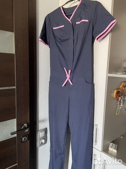 Медицинский комбинезон