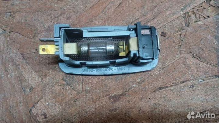 Плафон салонный задний Kia Sorento 2.4 2009-2020