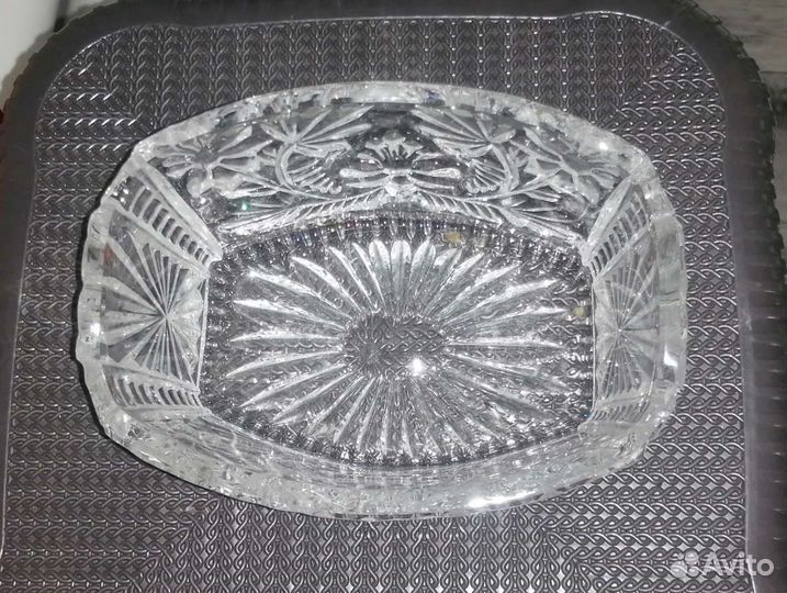 Ваза хрустальная