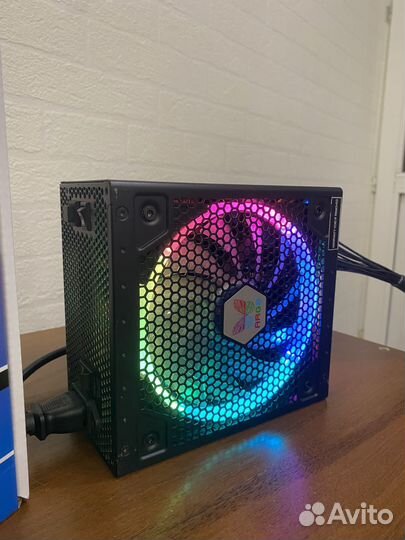 Блок питания Super Flower Leadex III Gold 650W