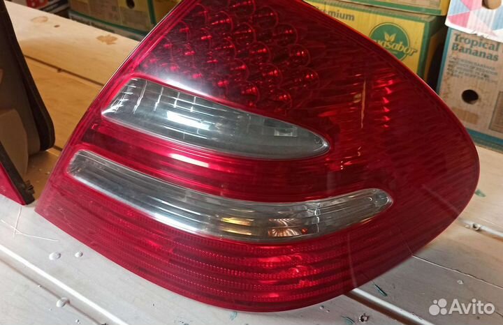 Стопы, фонарь mercedes диодные w211