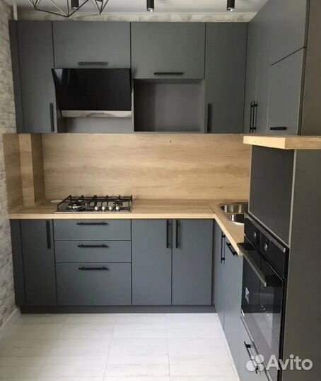 Кухонный гарнитур для небольшой кухни тв097