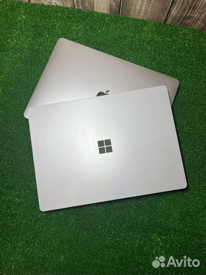 Microsoft Surface Laptop 2 16/256