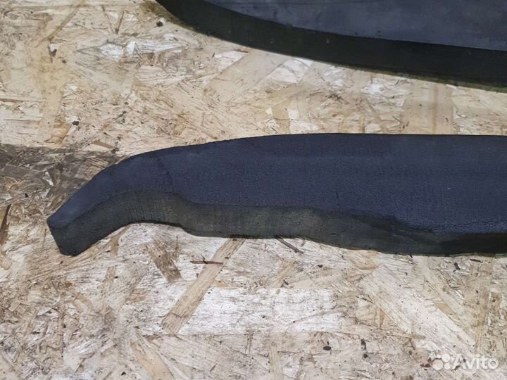 Наполнитель в крыло Mitsubishi colt z3