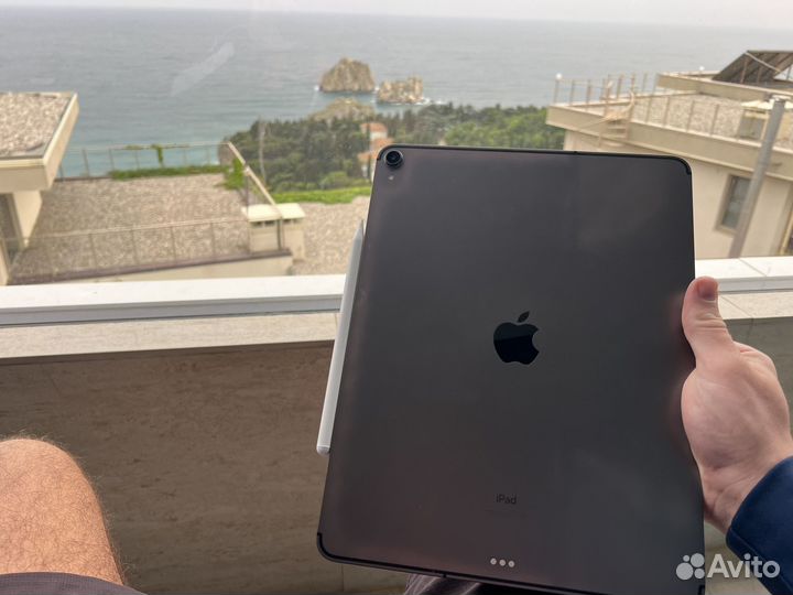 iPad pro 12.9 2018 sim