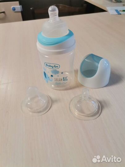 Бутылочка для кормления