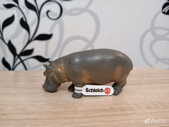 Schleich Бегемот самка 14035, новая