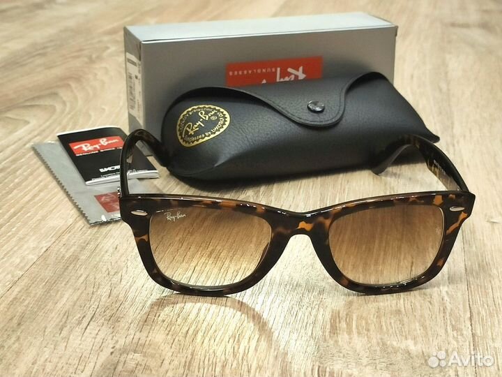 Очки оригинальные Ray Ban Wayfarer, новые