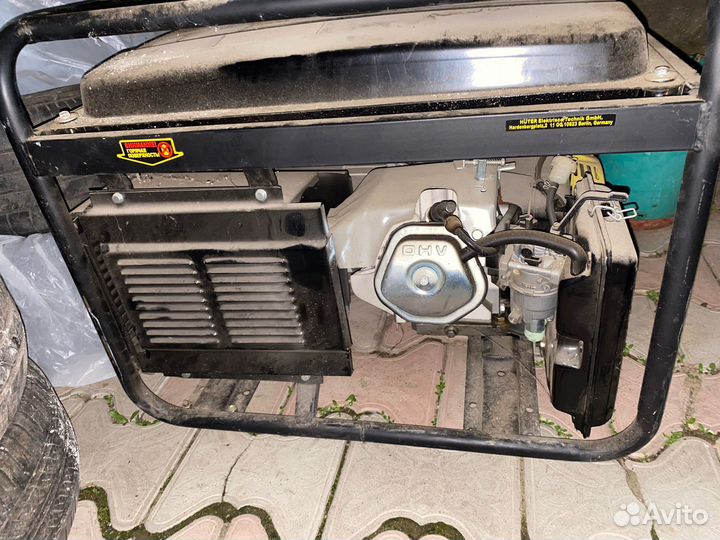 Бензиновый генератор