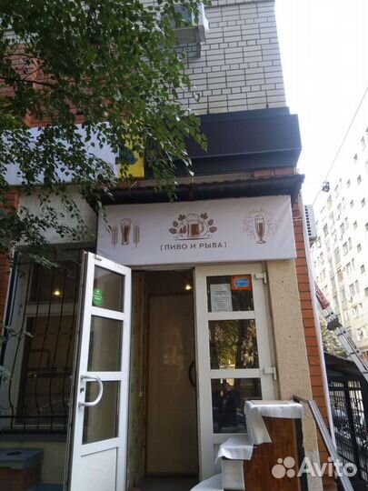 Монтаж баннеров, рекламных вывесок