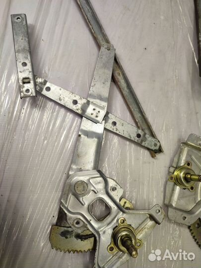 Стеклоподъёмник Chery Sweet QQ